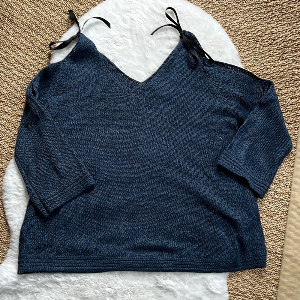 Lauren Conrad M Blue and Black Knit Off-Shoulder Tie Sweater